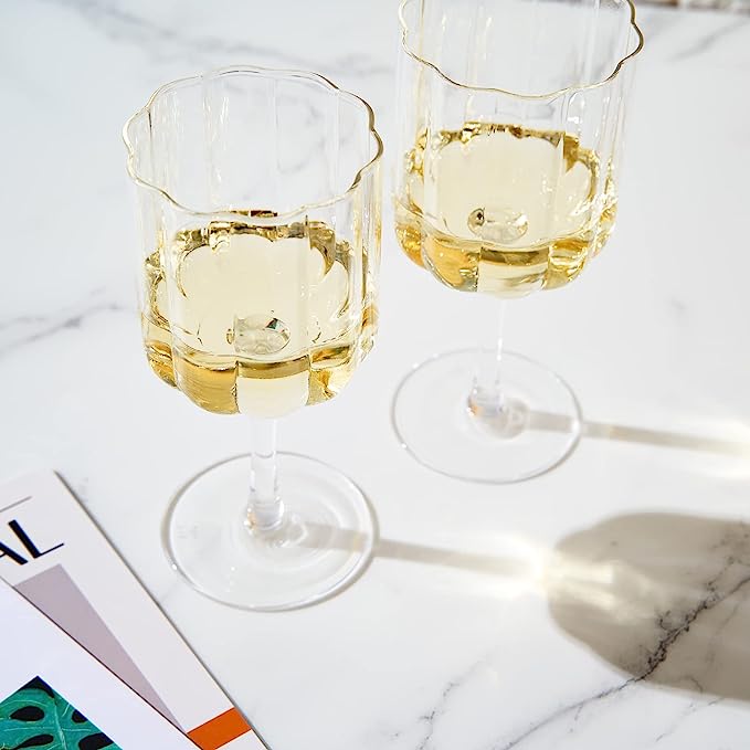 Flower Vintage Wine Glasses, 13 oz, Set of 2, Clear